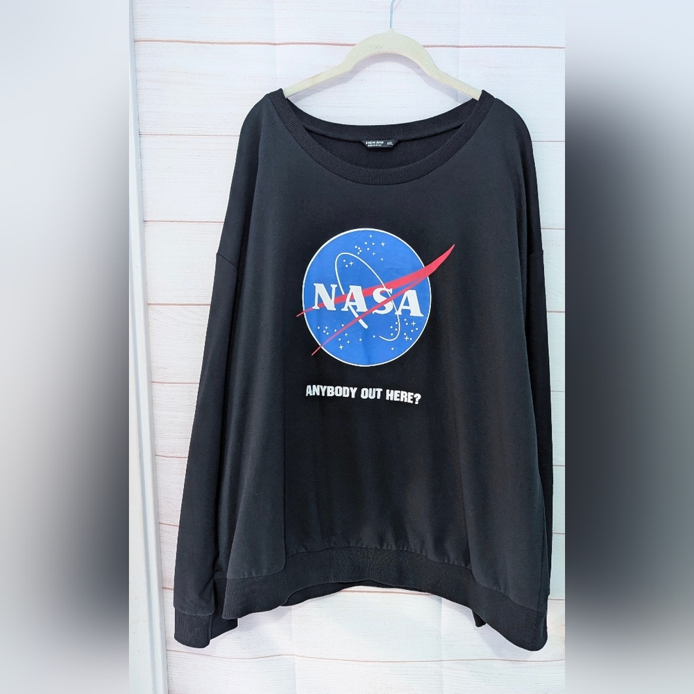 Shein NASA Black Graphic Sweatshirt with Logo Plus Size 4X Fits 2X